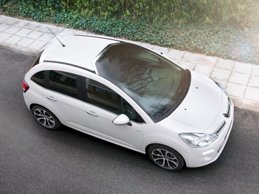  Citroen C3 2013 года  (фото 2 из 38)